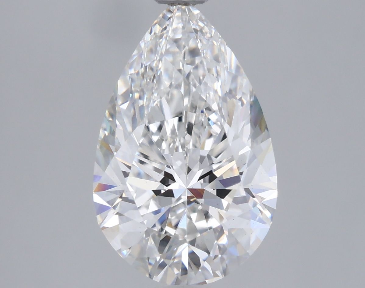 2.8 Carat · F · VS2 Rare Carat Ideal Cut
