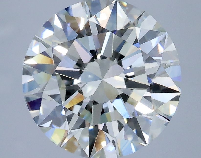 Prírodný diamant okrúhly...