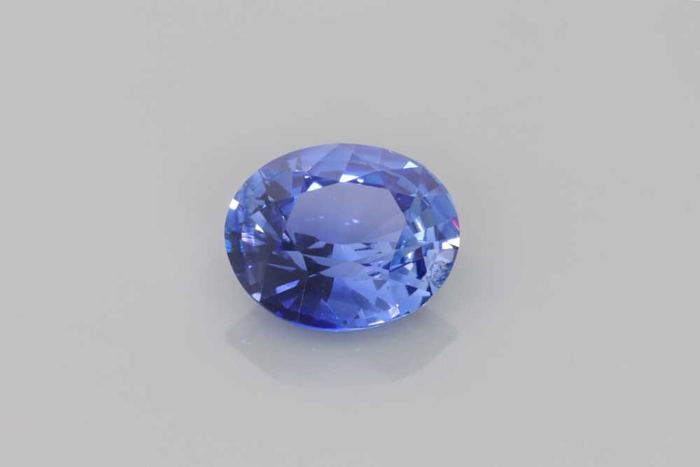 Szafir 1,68 ct, niebieski, szlif owalny