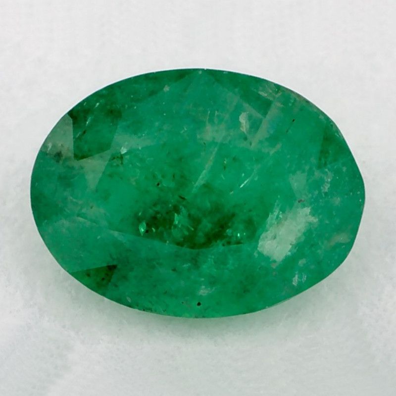 Szmaragd 1,05 ct, zielony, szlif owalny