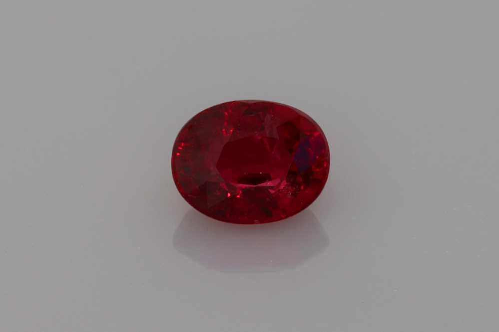 1.73 ct Oval Ruby