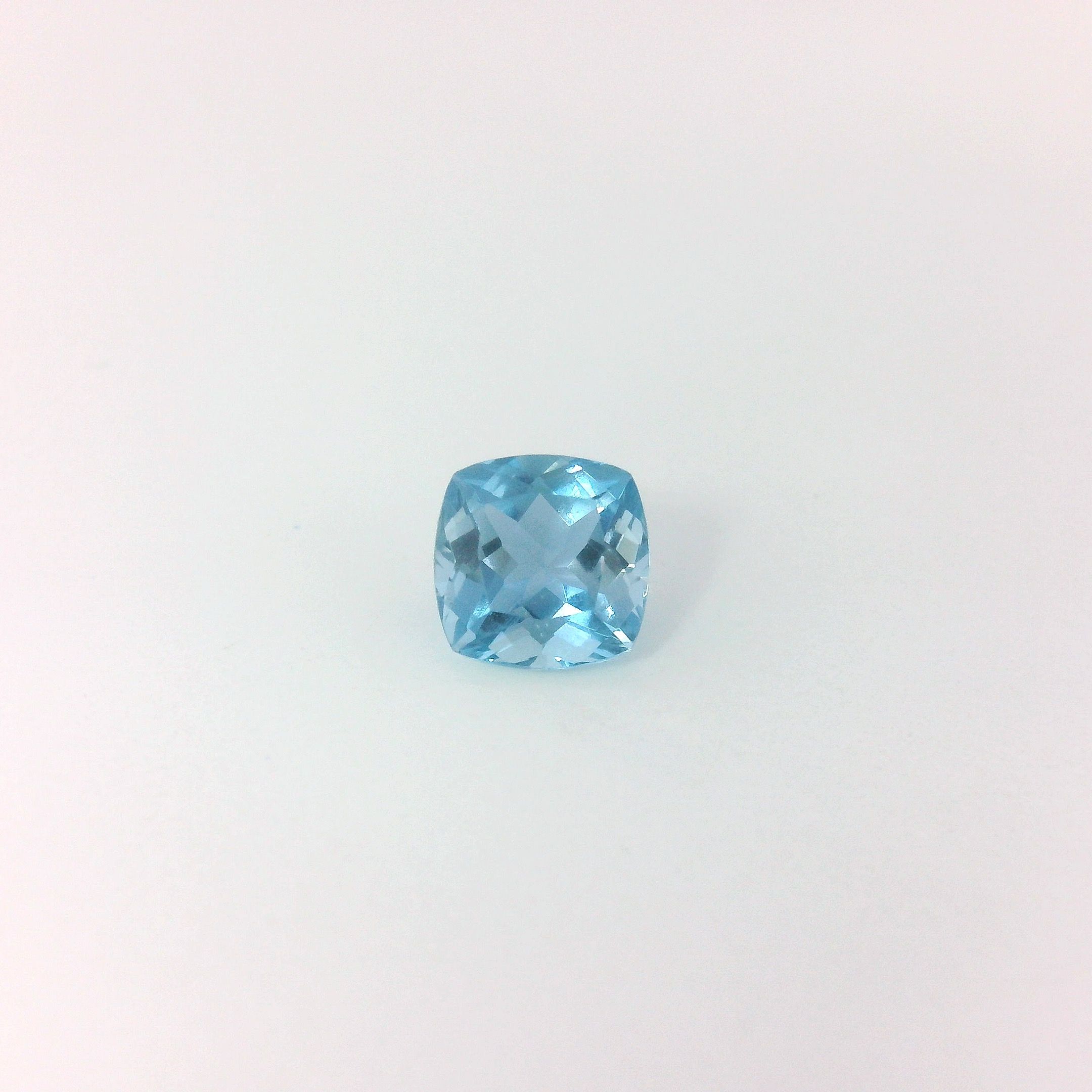 0.55 ct Cushion aquamarine