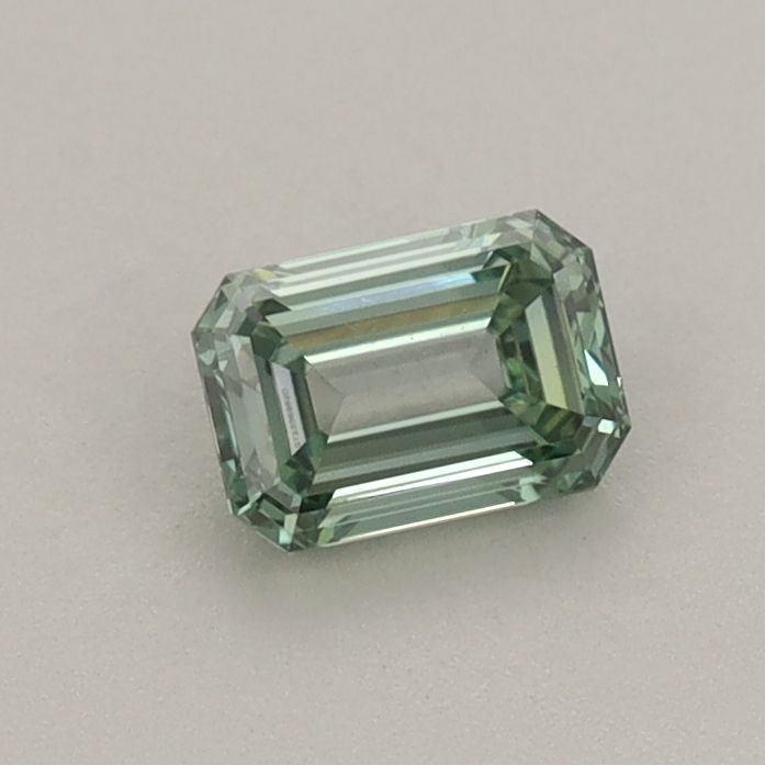 0.45 CT Fancy Vivid Green EMERALD