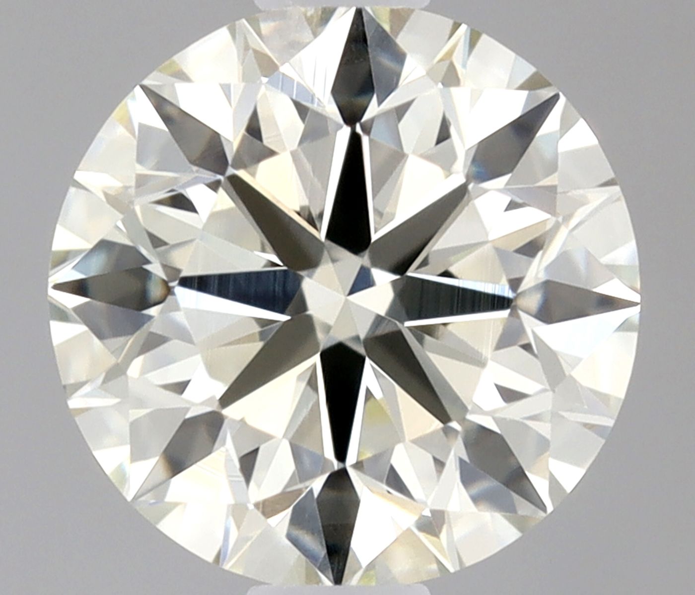 Prírodný diamant okrúhly...