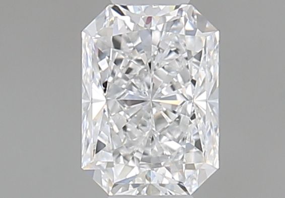 Prírodný diamant radiant,...