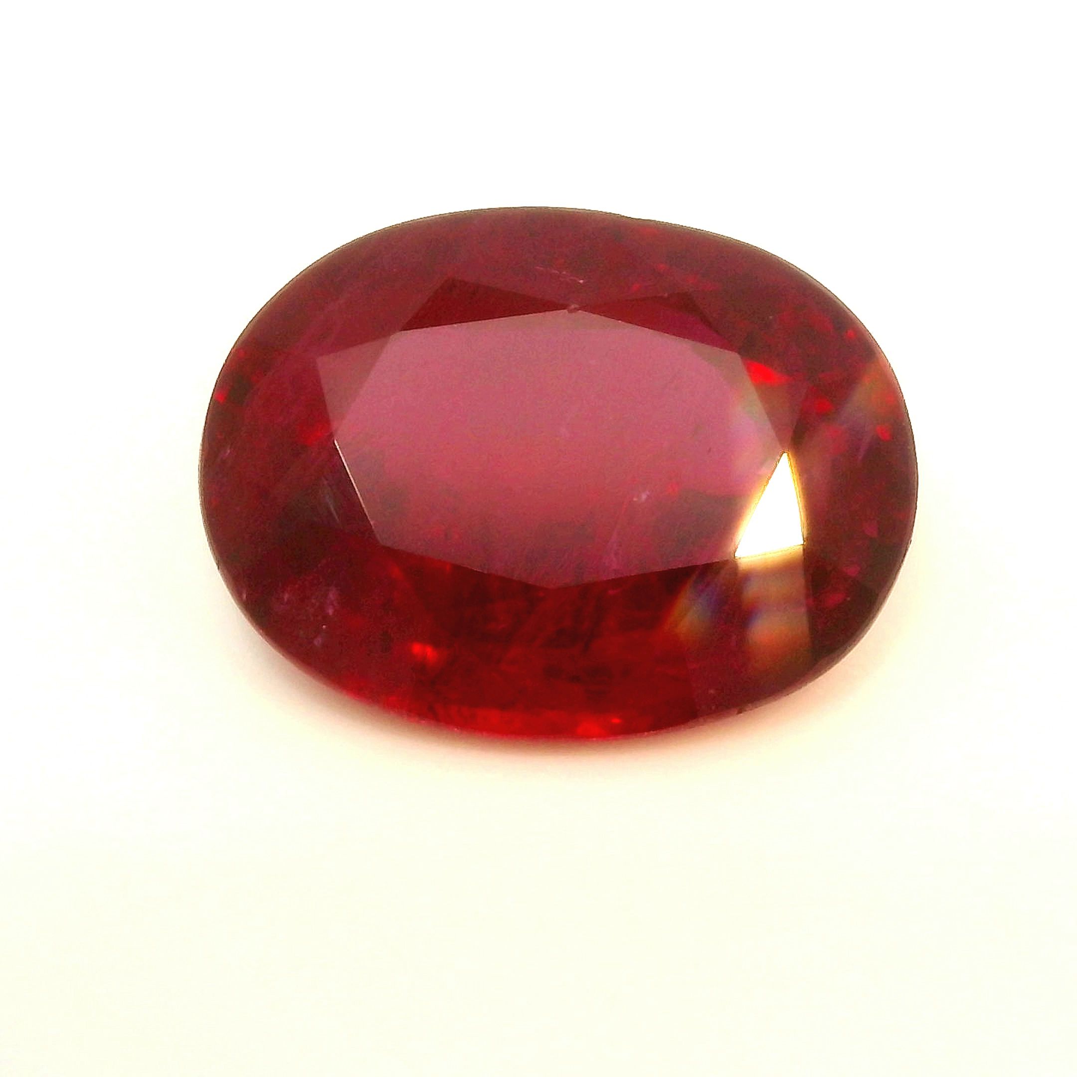 Rubin 4,42 ct, czerwony, szlif owalny