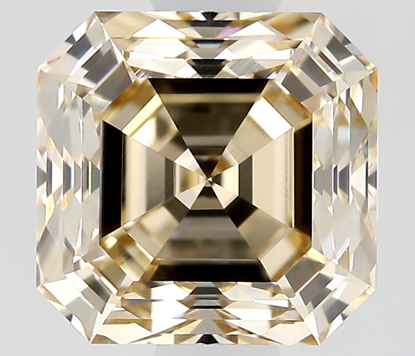 Prírodný diamant štvorcový...