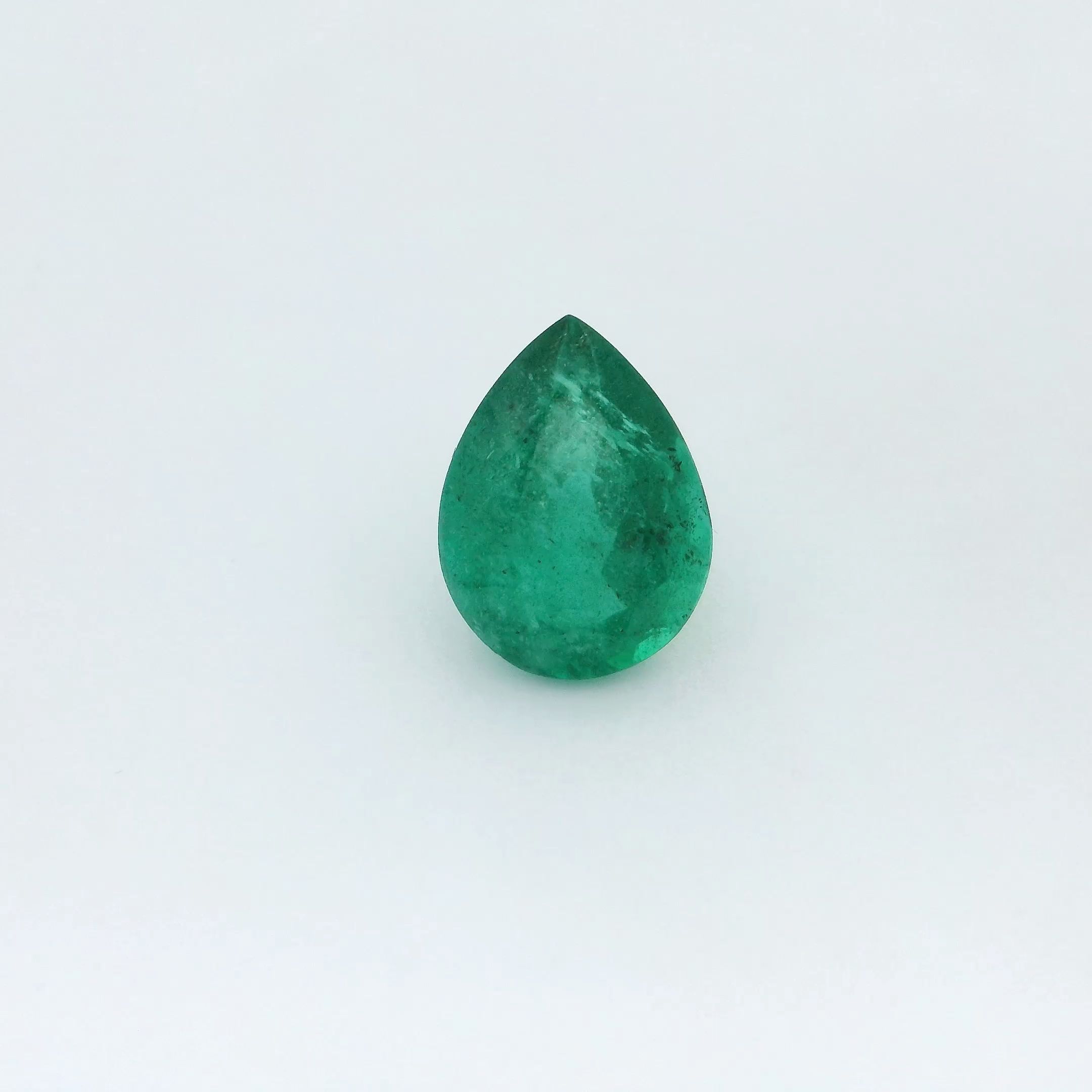 4.76 ct Emerald