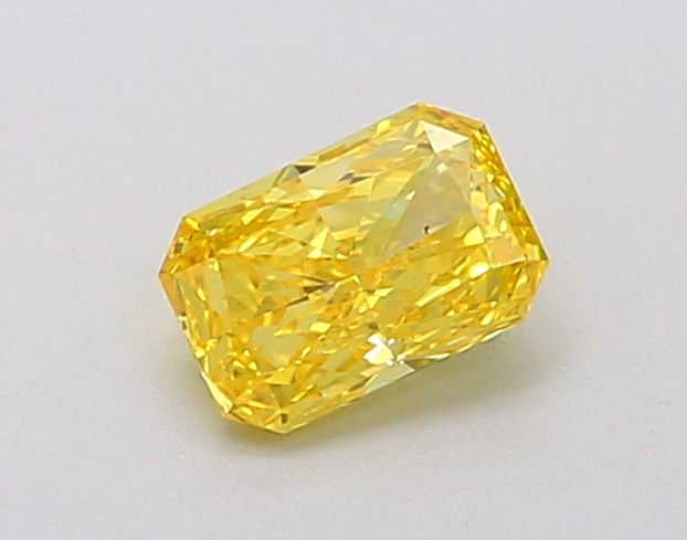 0.43 CT Fancy Vivid Yellow RADIANT