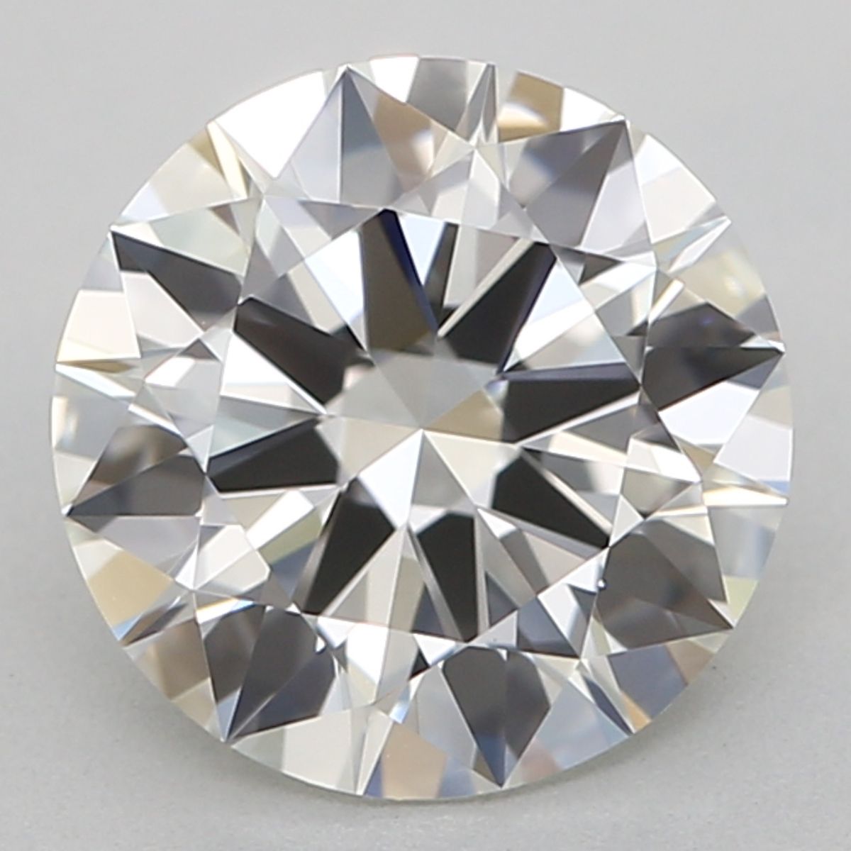 Prírodný diamant okrúhly...