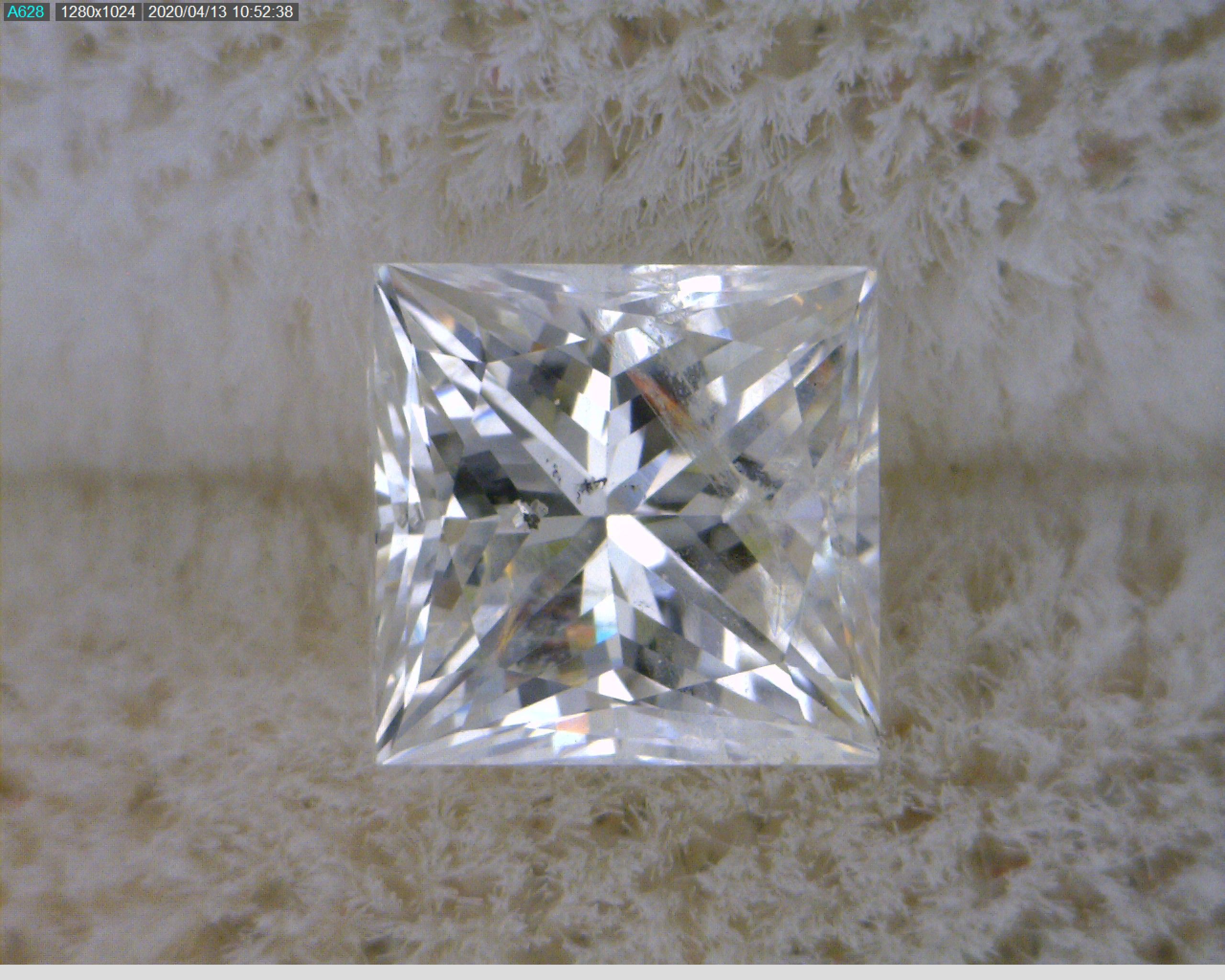 Prírodný diamant princess,...