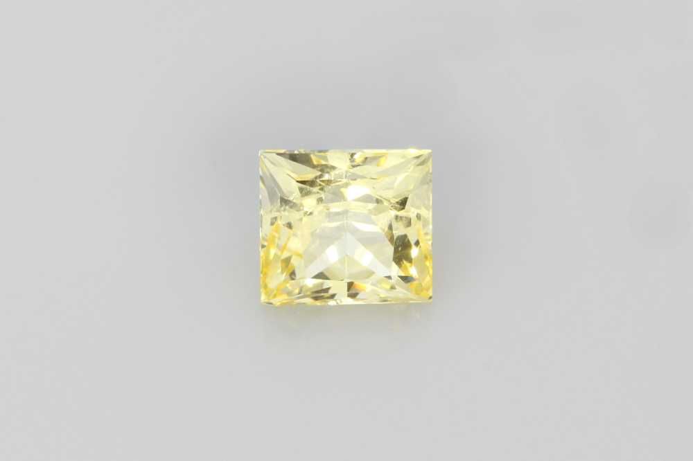Szafir 3,97 ct, żółty, szlif princess