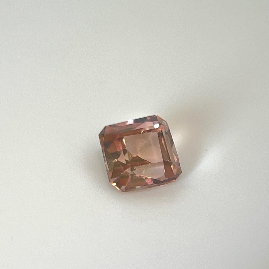 Turmalin 1,49 ct, różowy, szlif szmaragdowy