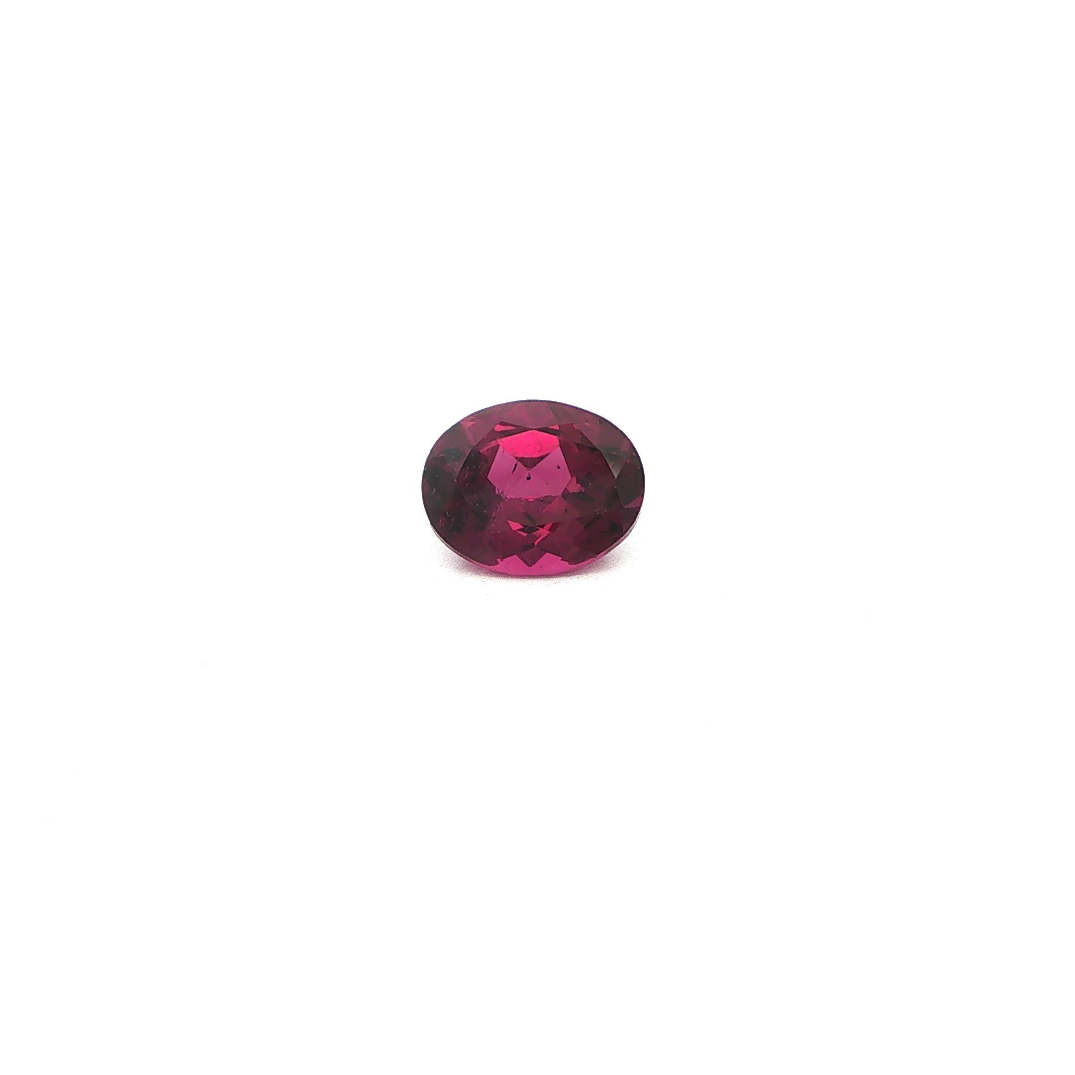 3.41 ct Oval garnet