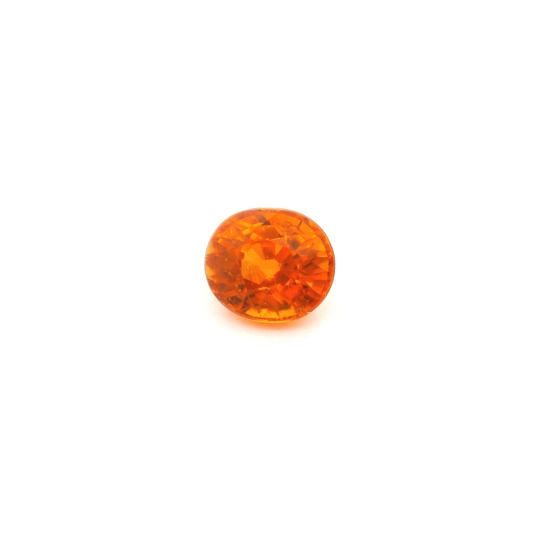 1.72 ct Oval garnet