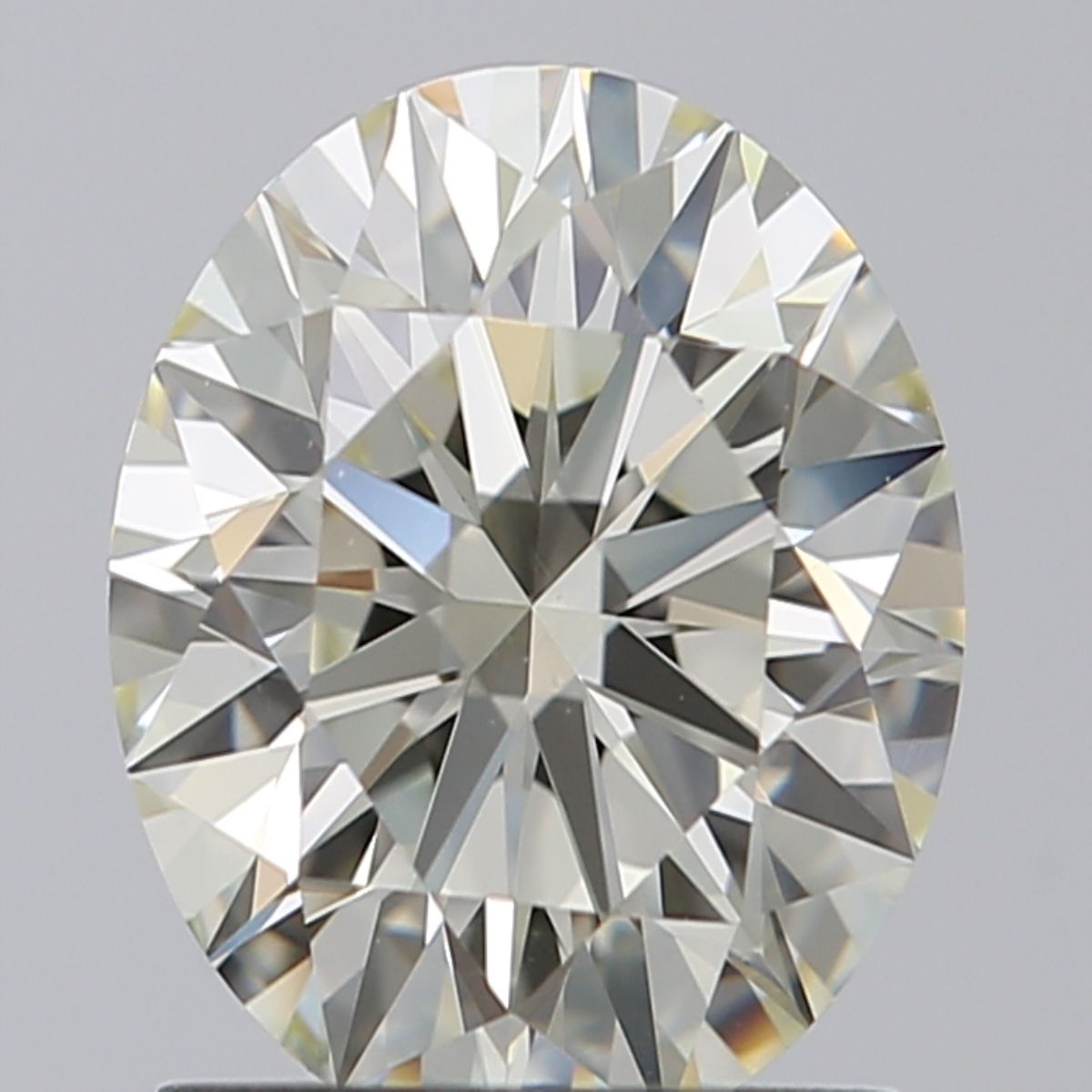 Prírodný diamant okrúhly...