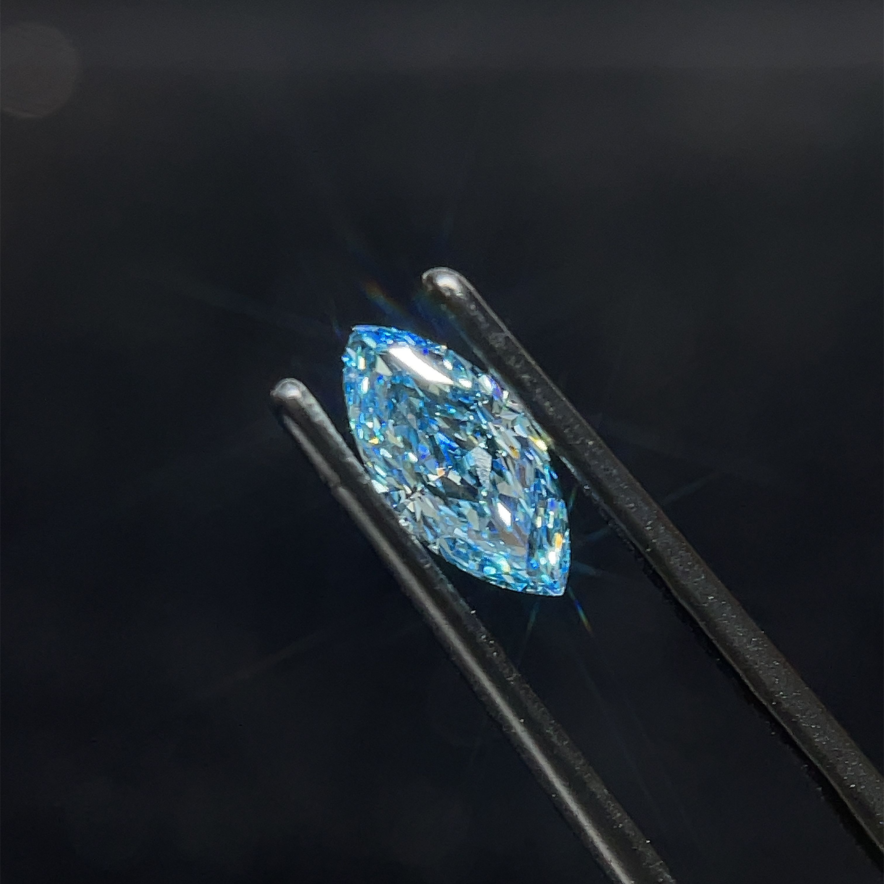 1.0 CT Fancy Vivid Blue MARQUISE