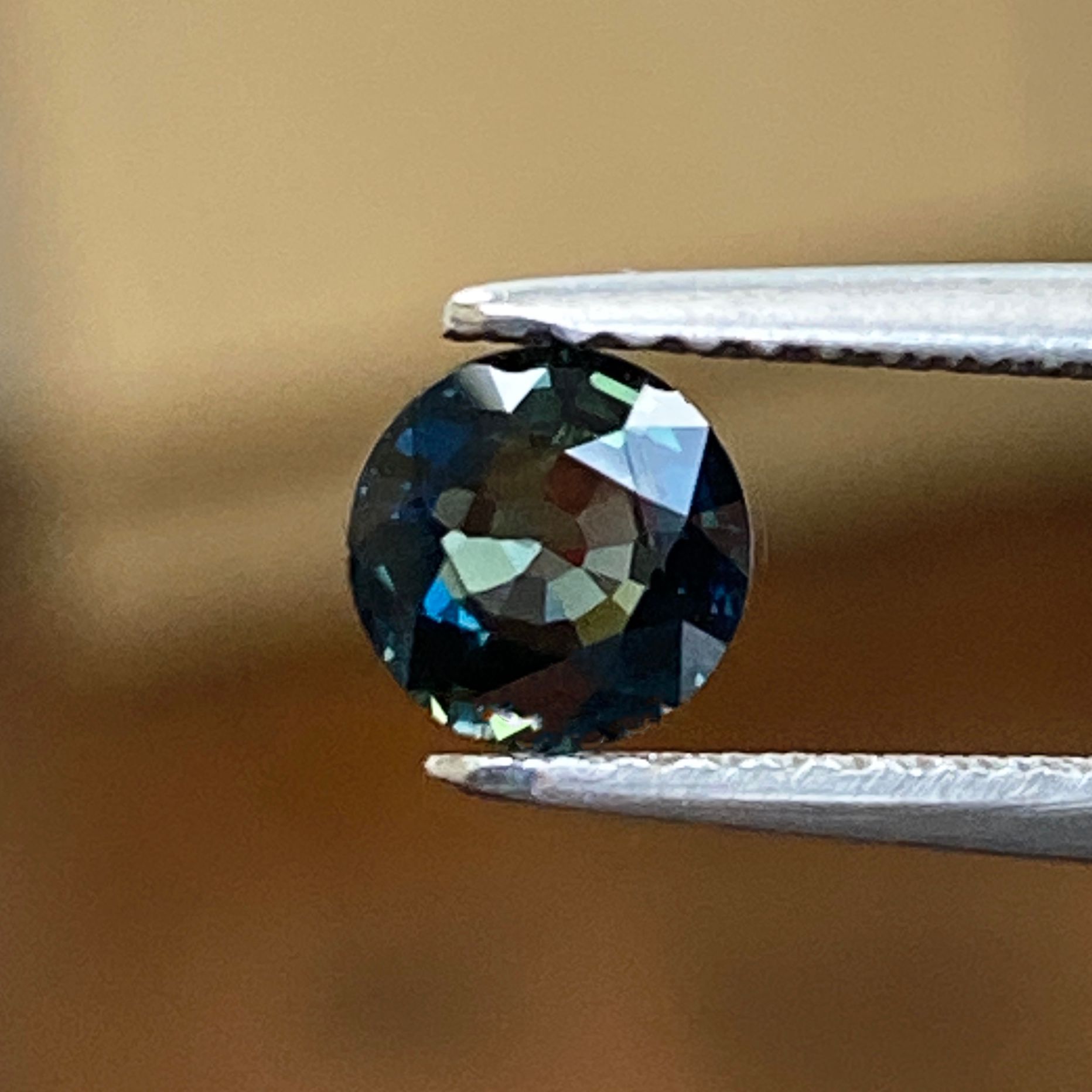 SAPPHIRE FACETED 0.89ct GREEN Blue Green EC SRILANKA HEATED