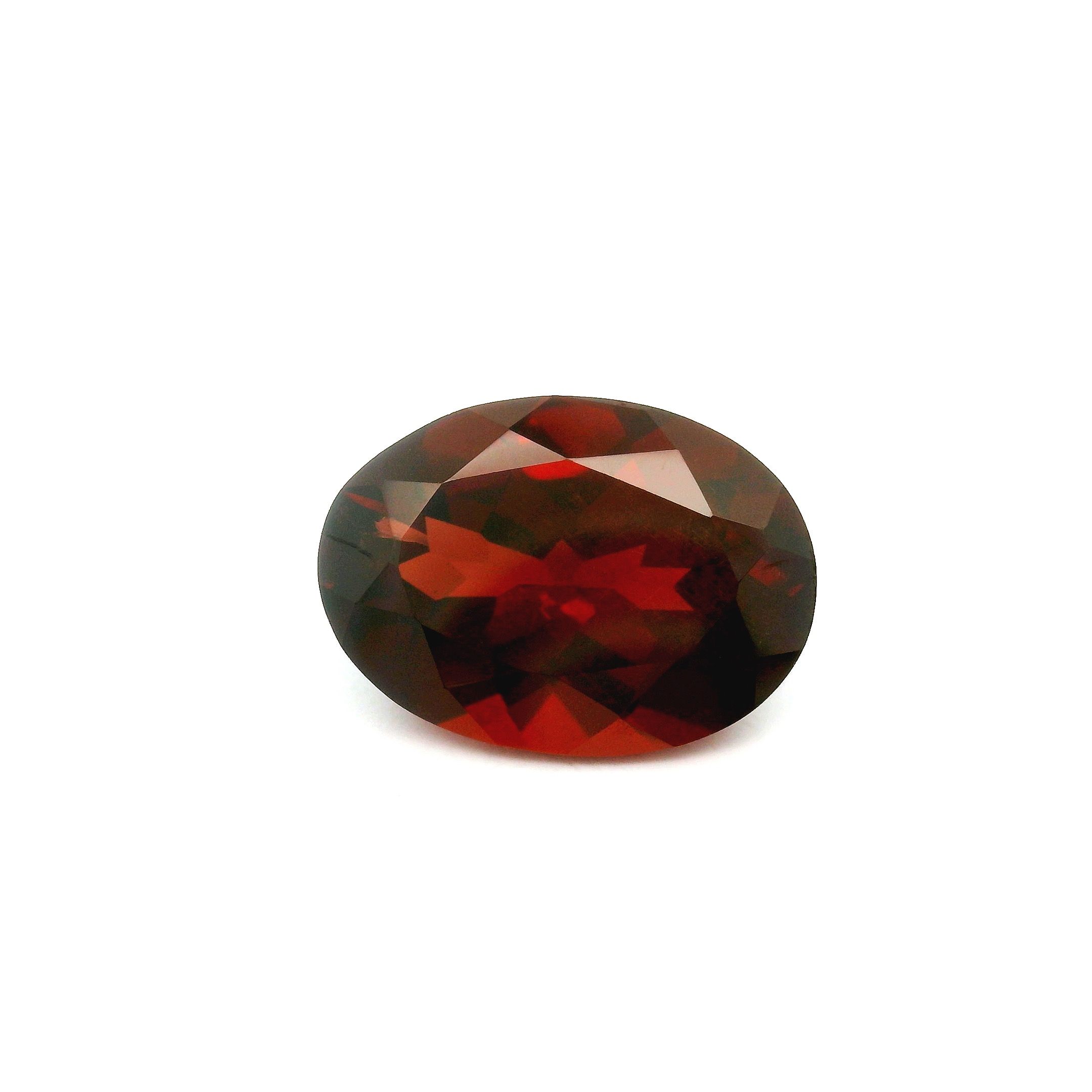 Granat 6,27 ct, czerwony, szlif owalny