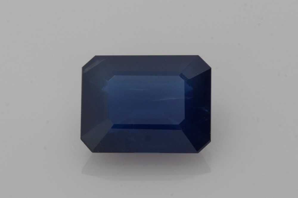 SAPPHIRE FACETED 2.76ct BLUE Vivid BLUE SI THAILAND HEATED