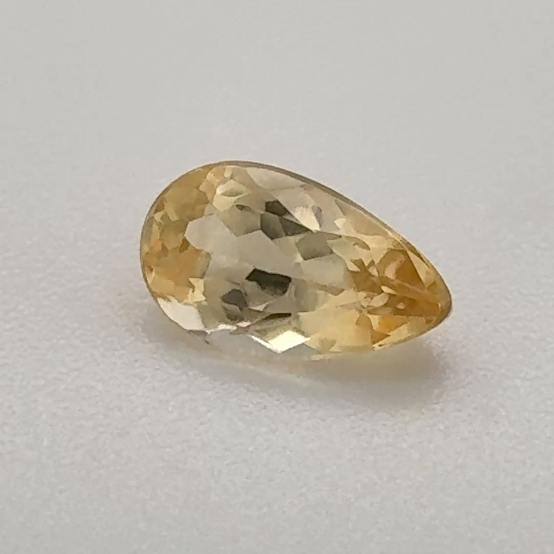 0.77 ct Topaz