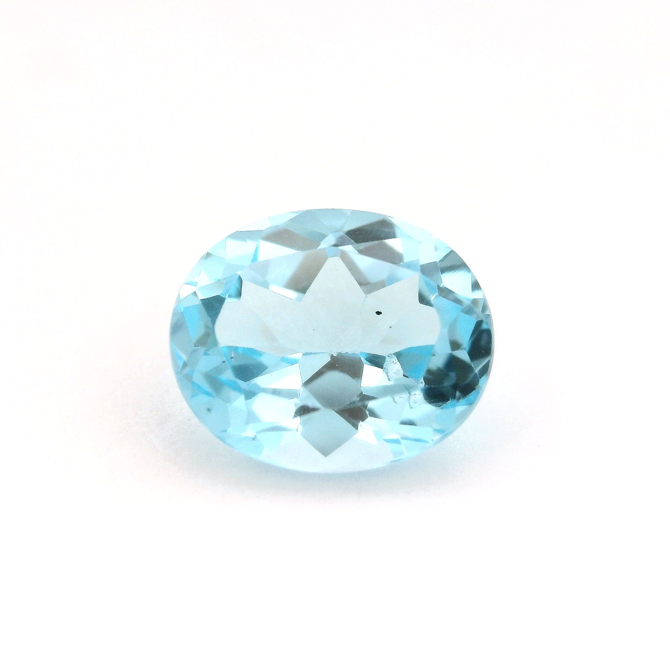 Topaz 5,93 ct, niebieski, szlif owalny