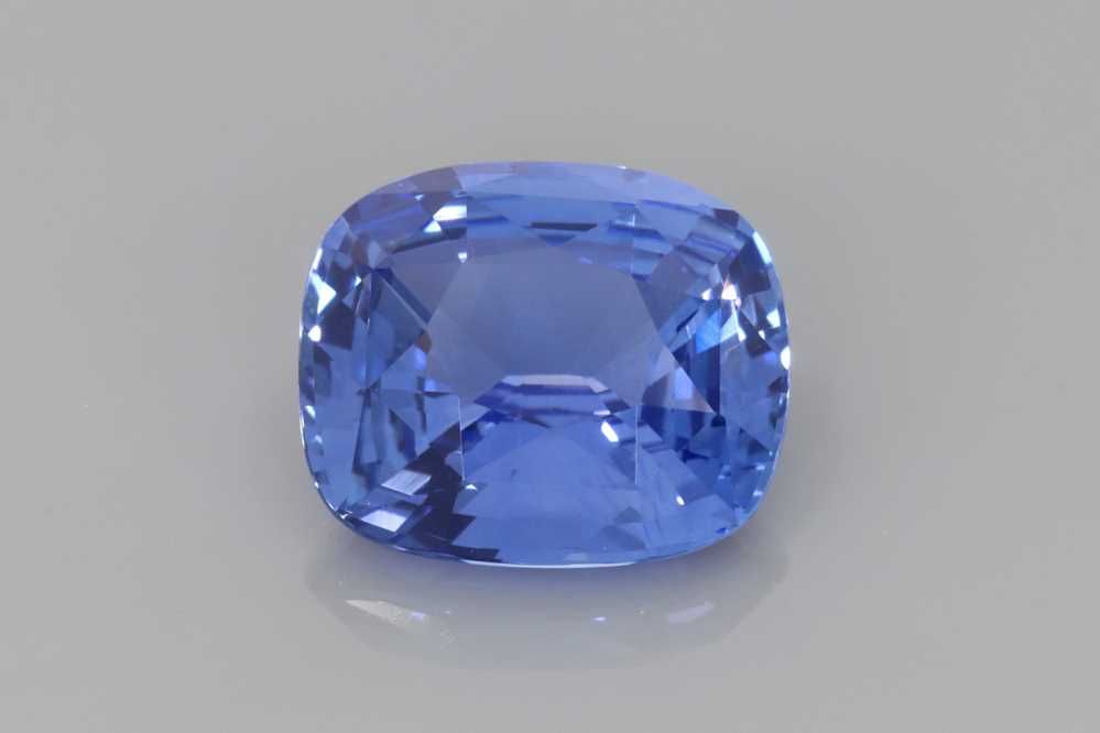 4.04 ct Sapphire