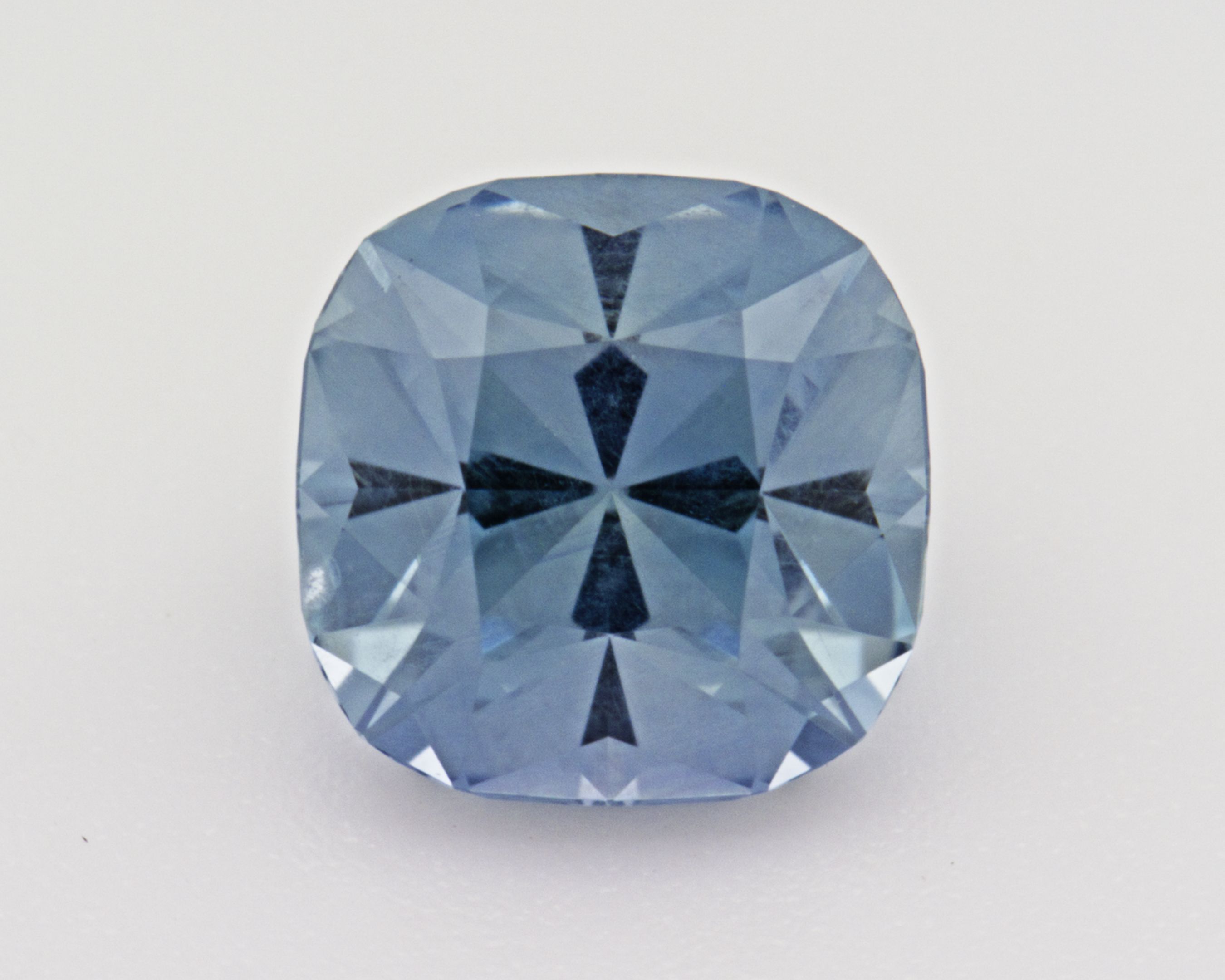 Szafir 1,63 ct, niebieski, szlif cushion