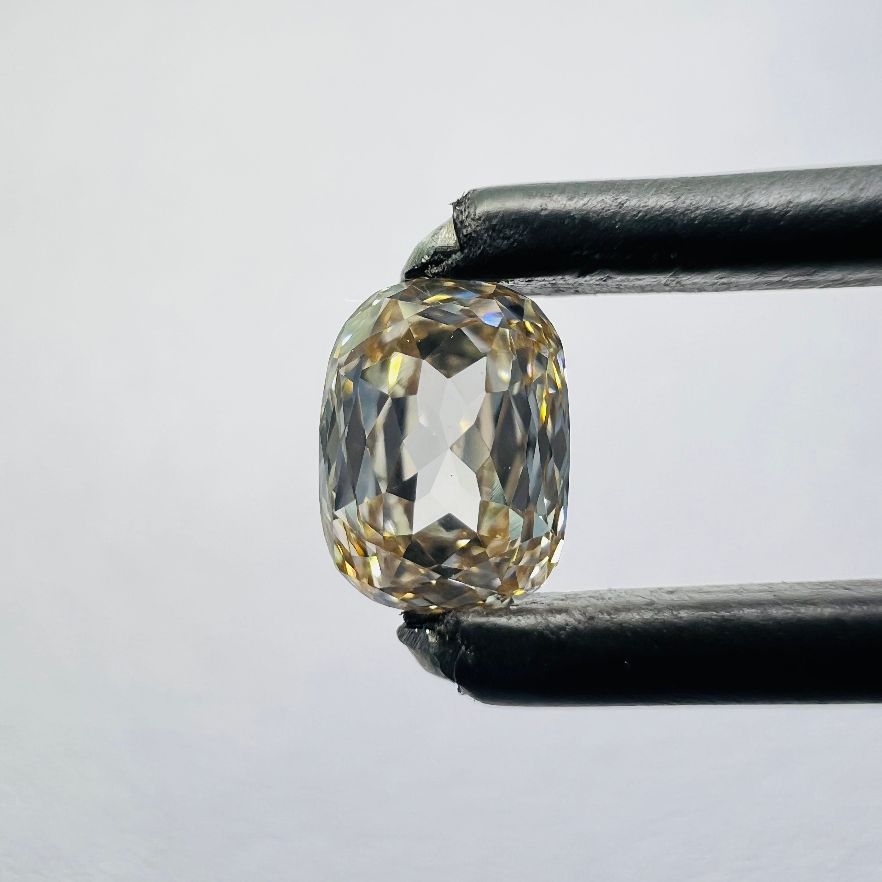 0.42 CT Orange CUSHION BRILLIANT