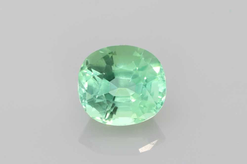 Turmalin 1,93 ct, zielony, szlif cushion