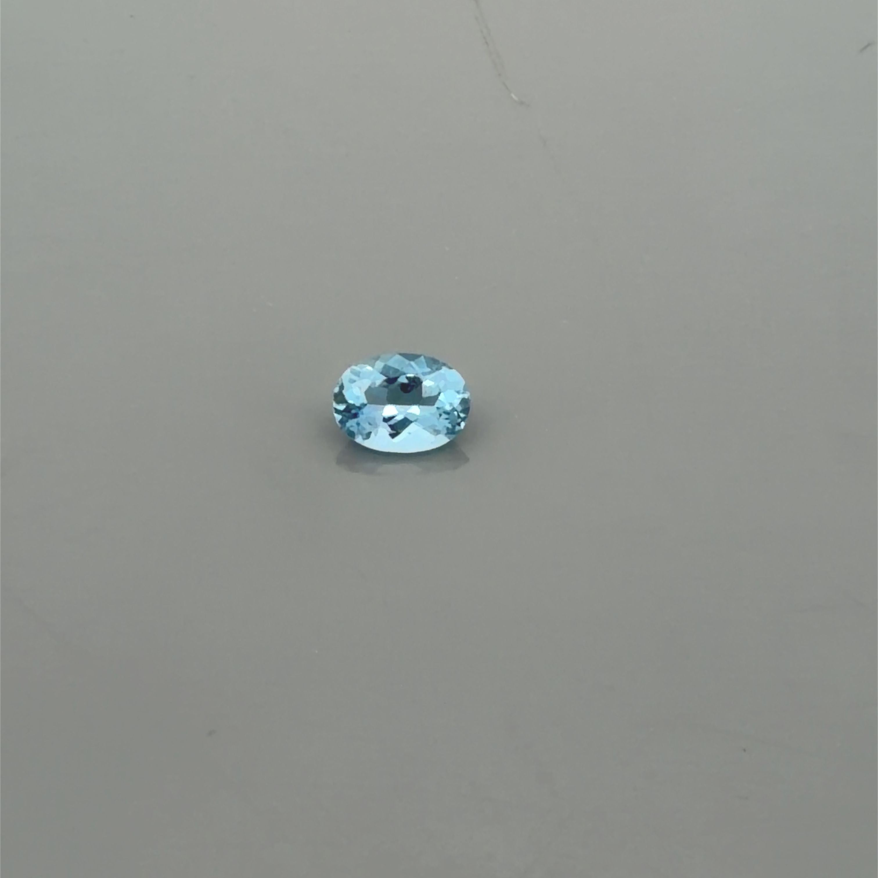 0.68 ct Oval aquamarine