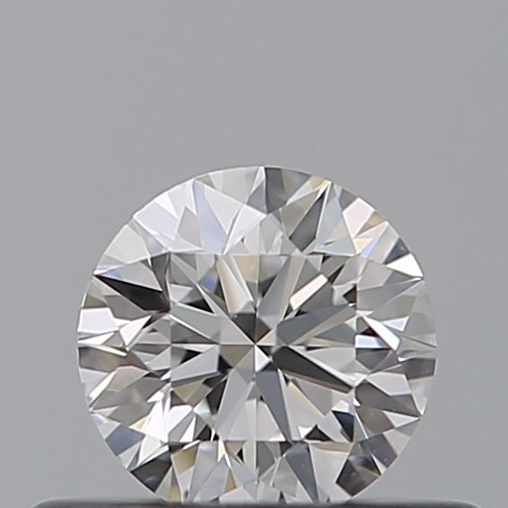 Prírodný diamant okrúhly briliant,... Prírodný diamant okrúhly briliant,...