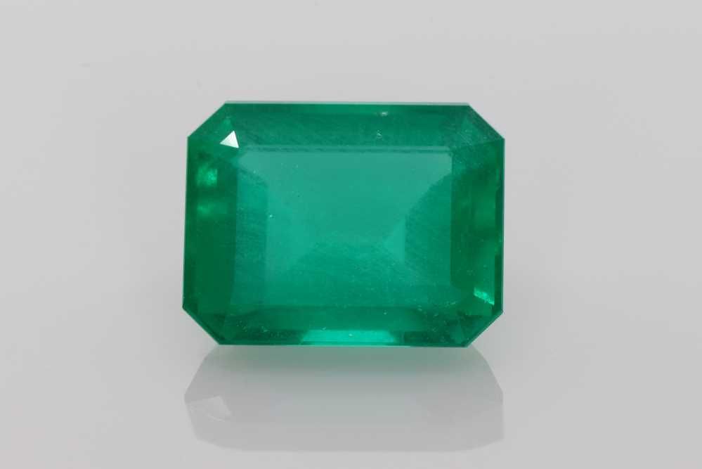 Szmaragd 9,89 ct, zielony, szlif szmaragdowy