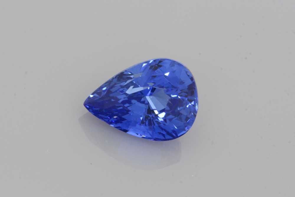 SAPPHIRE FACETED 2.04ct BLUE BLUE SI SRILANKA HEATED