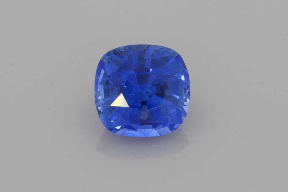Szafir 1,56 ct, niebieski, szlif cushion