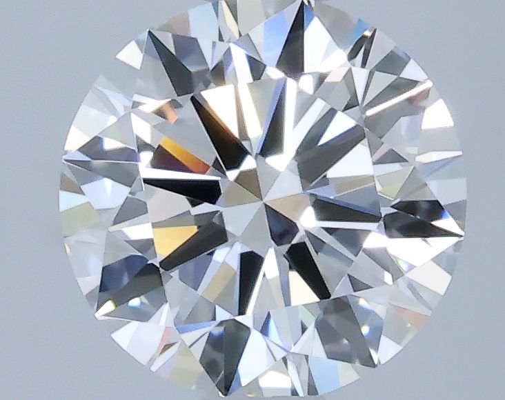 Prírodný diamant okrúhly...