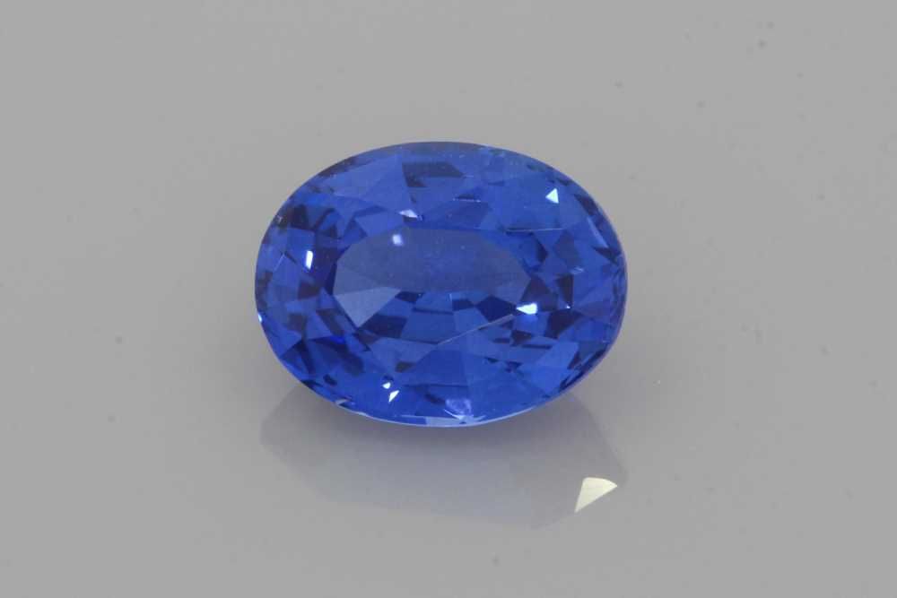 SAPPHIRE FACETED 2.28ct BLUE BLUE SI SRILANKA HEATED