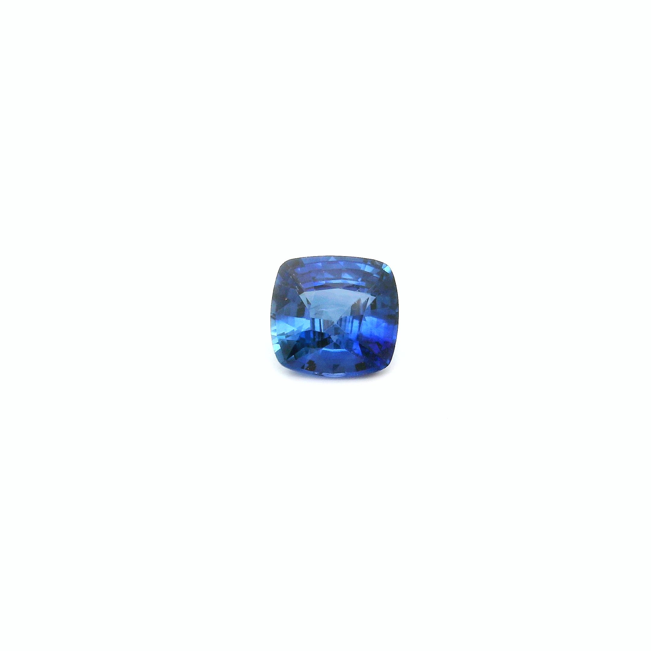 0.64 ct Cushion Sapphire