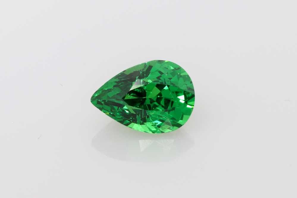 Granat 1,51 ct, zielony, szlif gruszka
