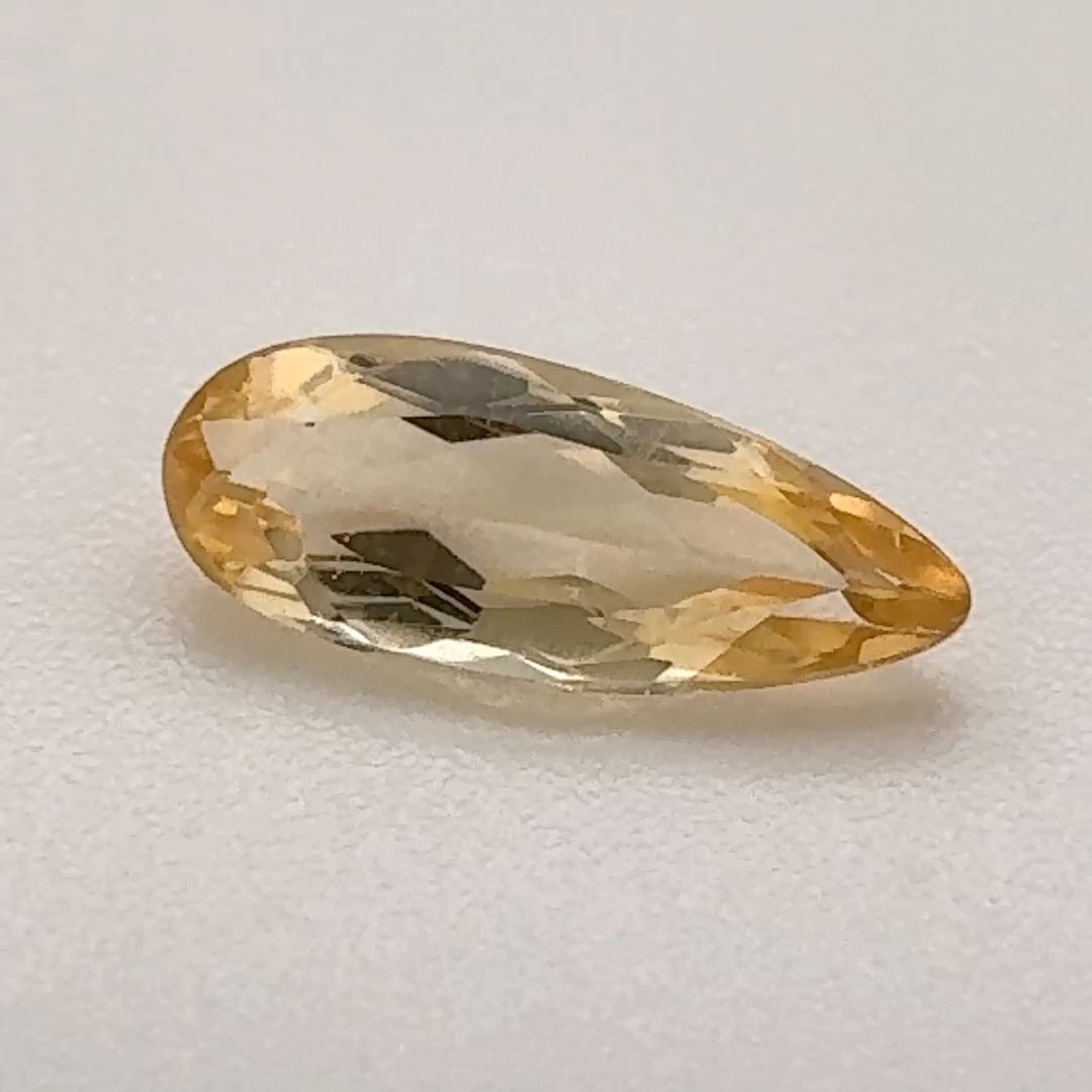 0.81 ct Topaz