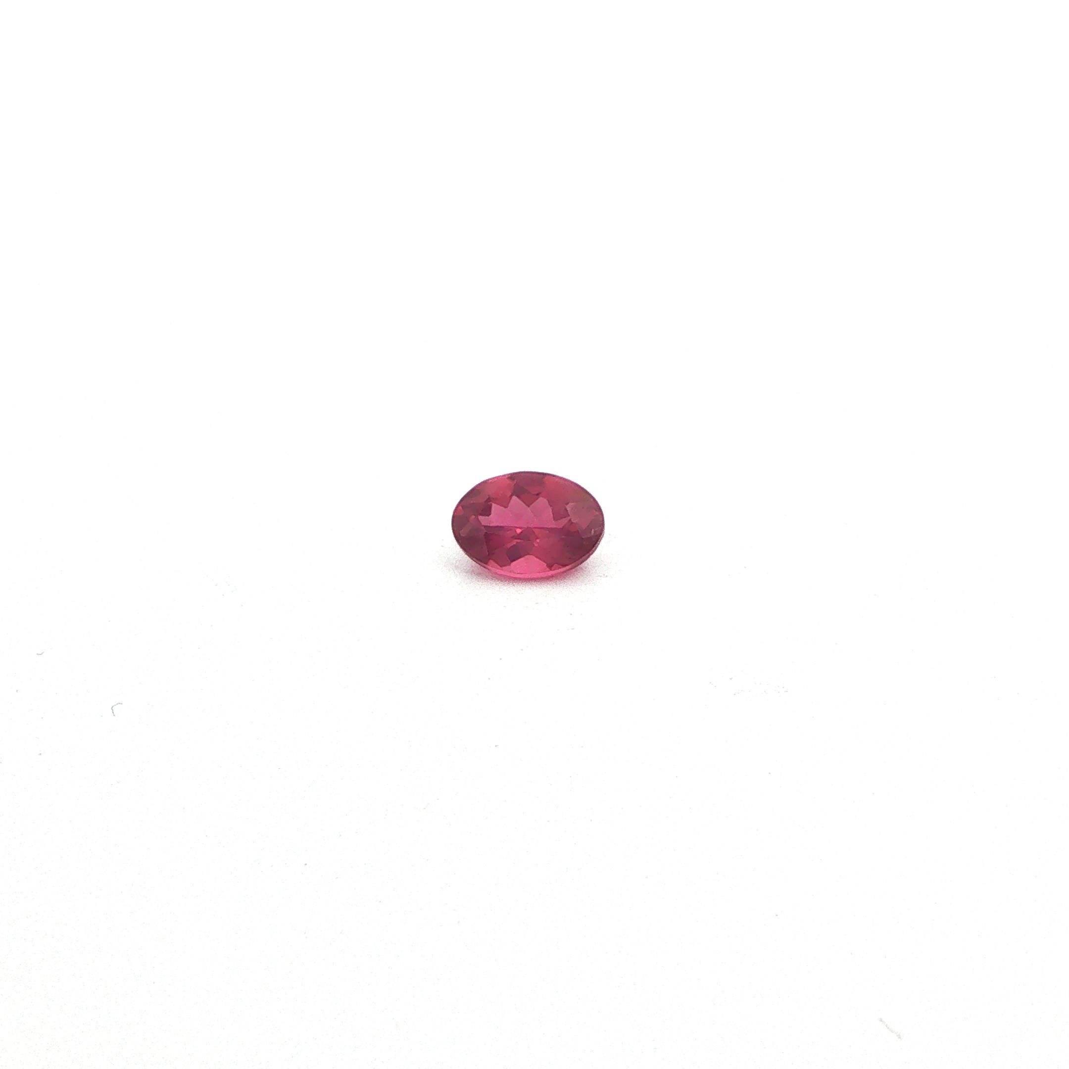 0.94 ct Oval spinel
