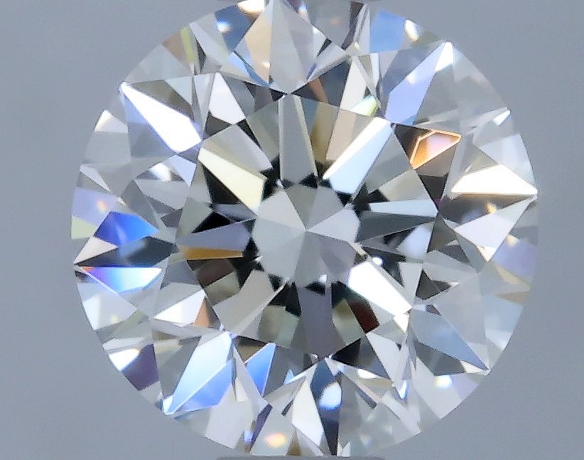 Prírodný diamant okrúhly...