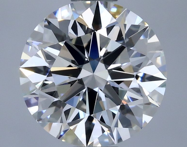 Prírodný diamant okrúhly...