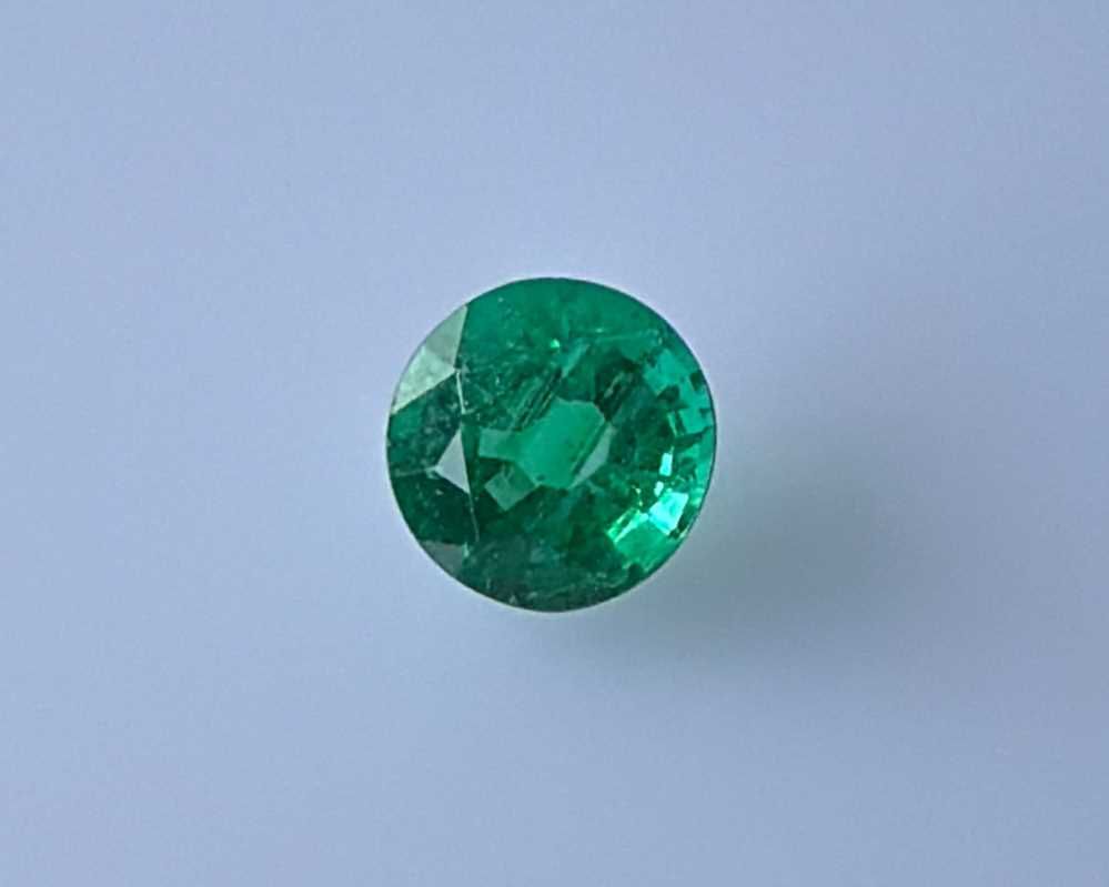 0.87 ct Emerald