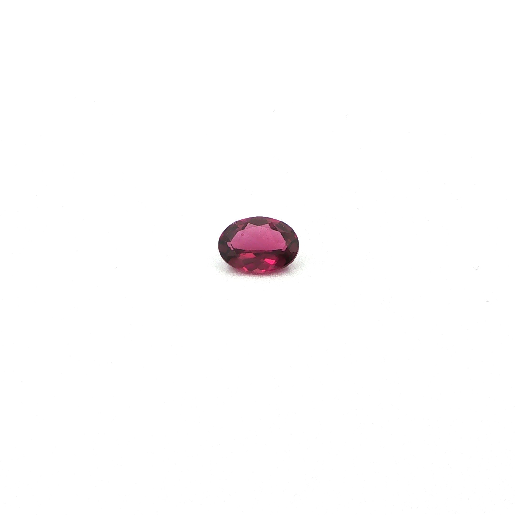 1.25 ct Oval garnet