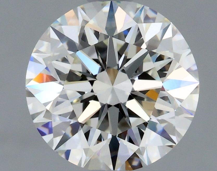 Prírodný diamant okrúhly...