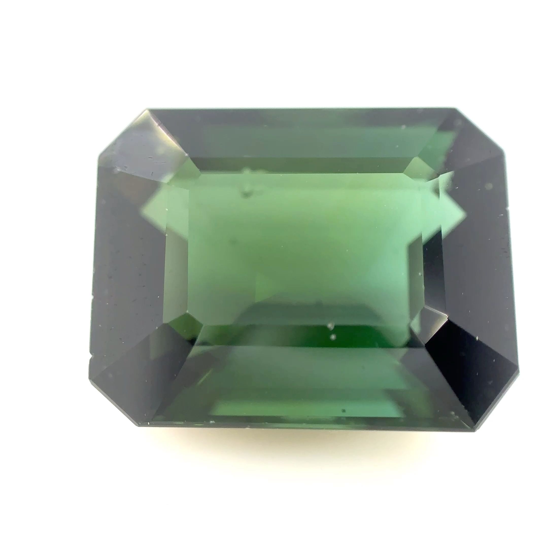 Turmalin 16,49 ct, zielony, szlif szmaragdowy