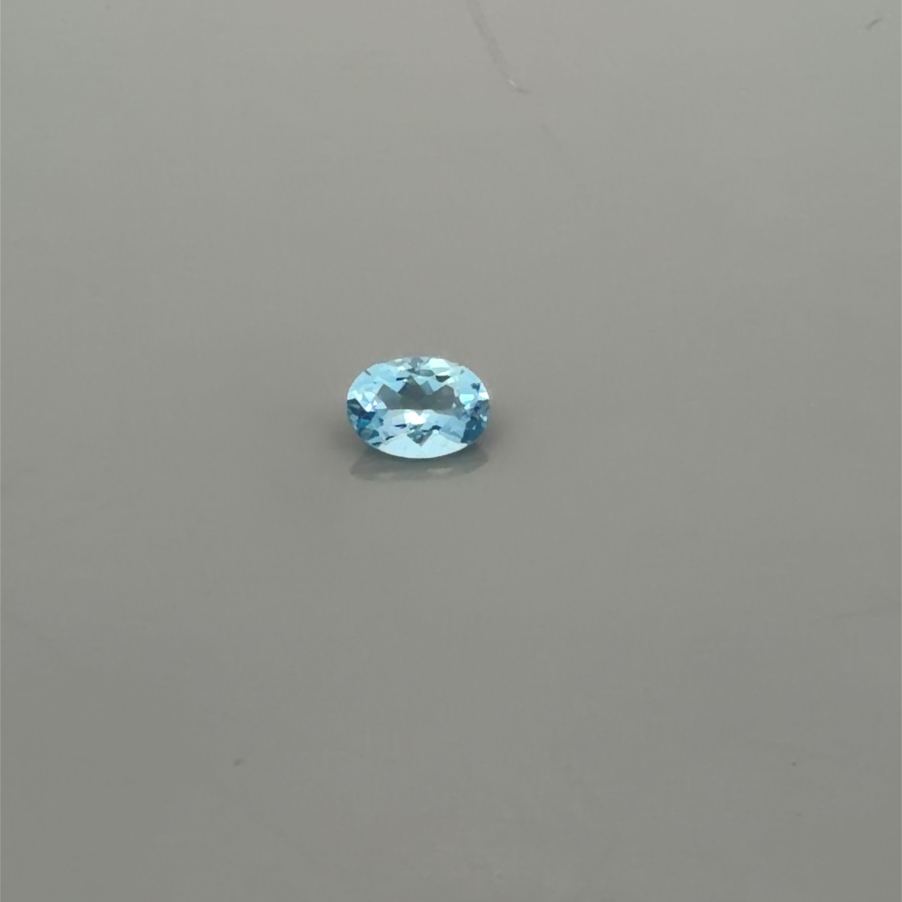 0.6 ct Oval aquamarine