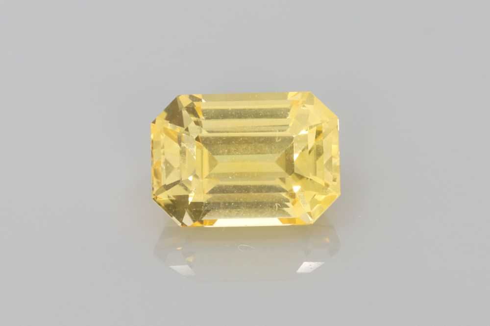 Szafir 2,54 ct, żółty, szlif szmaragdowy