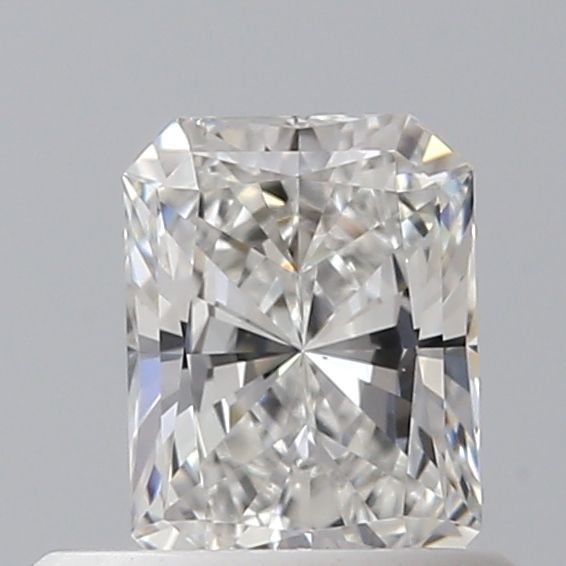 Prírodný diamant radiant,...